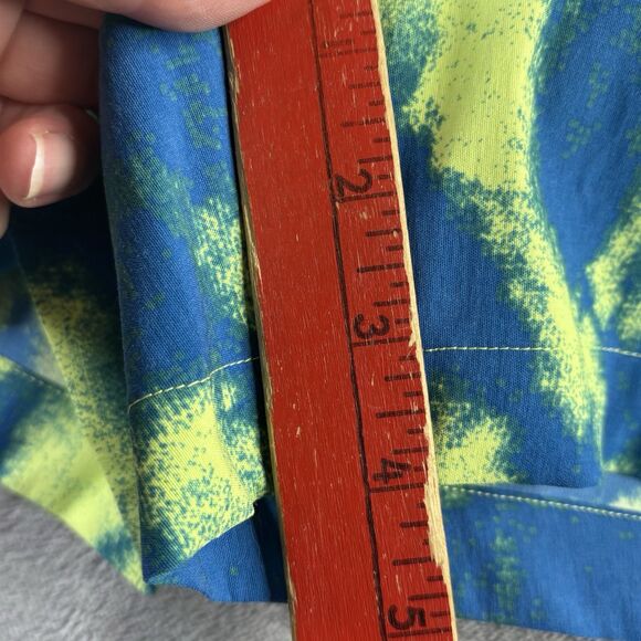 The North Face Shorts Womens XXL Green Dye Printed Class V Quick Dry New $50 - Picture 16 of 16